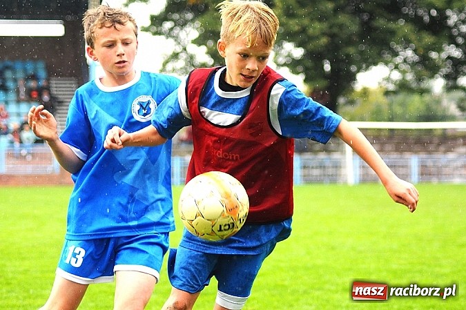 Zdjęcie w galerii na portalu naszraciborz.pl: I Turniej im. Zbigniewa Oszka za nami. Zwycięstwo piłkarzy z Częstochowy wiadomości z regionu