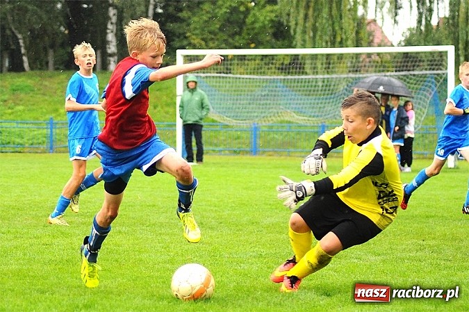 Zdjęcie w galerii na portalu naszraciborz.pl: I Turniej im. Zbigniewa Oszka za nami. Zwycięstwo piłkarzy z Częstochowy wiadomości z regionu