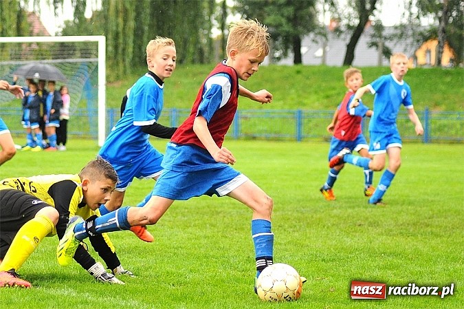 Zdjęcie w galerii na portalu naszraciborz.pl: I Turniej im. Zbigniewa Oszka za nami. Zwycięstwo piłkarzy z Częstochowy wiadomości z regionu