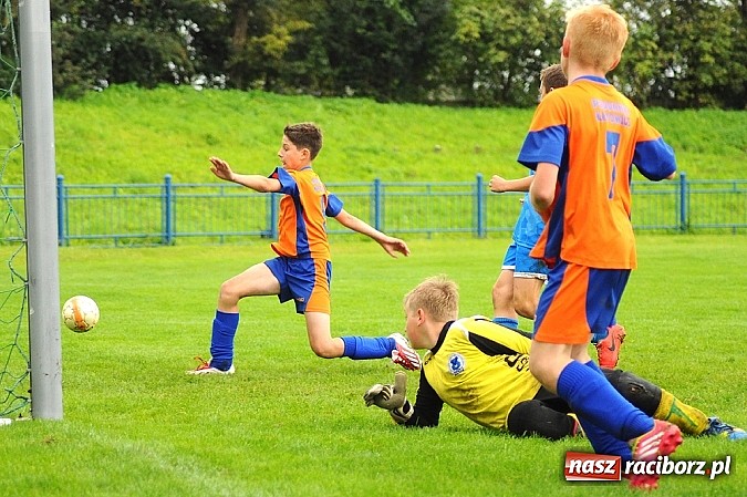 Zdjęcie w galerii na portalu naszraciborz.pl: I Turniej im. Zbigniewa Oszka za nami. Zwycięstwo piłkarzy z Częstochowy wiadomości z regionu