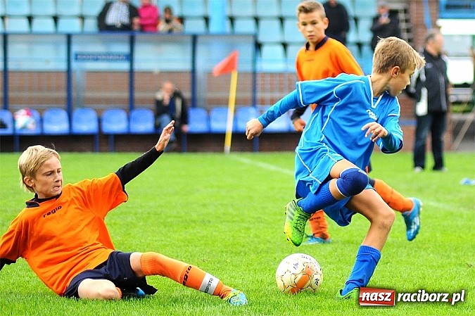 Zdjęcie w galerii na portalu naszraciborz.pl: I Turniej im. Zbigniewa Oszka za nami. Zwycięstwo piłkarzy z Częstochowy wiadomości z regionu