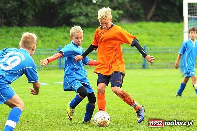 Zdjęcie w galerii na portalu naszraciborz.pl: I Turniej im. Zbigniewa Oszka za nami. Zwycięstwo piłkarzy z Częstochowy wiadomości z regionu
