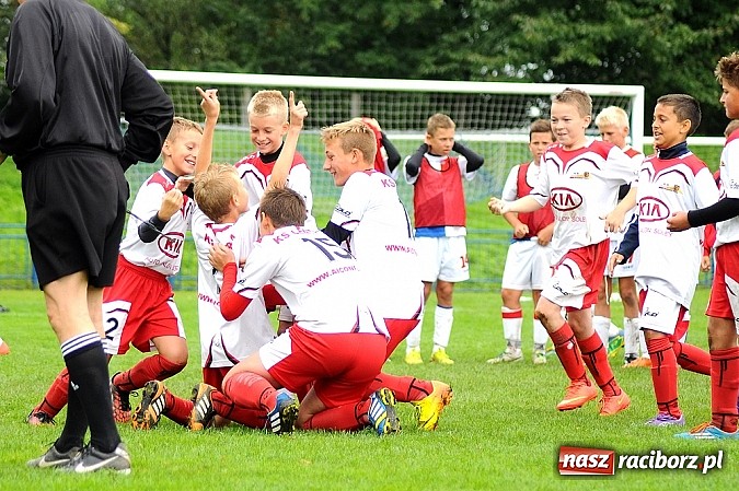 Zdjęcie w galerii na portalu naszraciborz.pl: I Turniej im. Zbigniewa Oszka za nami. Zwycięstwo piłkarzy z Częstochowy wiadomości z regionu