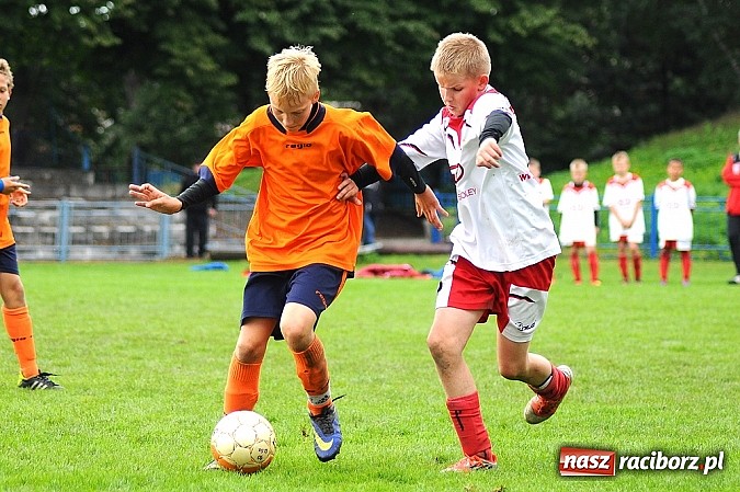 Zdjęcie w galerii na portalu naszraciborz.pl: I Turniej im. Zbigniewa Oszka za nami. Zwycięstwo piłkarzy z Częstochowy wiadomości z regionu