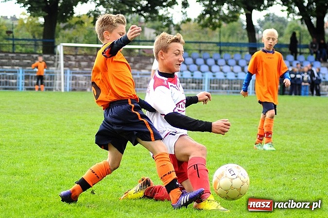 Zdjęcie w galerii na portalu naszraciborz.pl: I Turniej im. Zbigniewa Oszka za nami. Zwycięstwo piłkarzy z Częstochowy wiadomości z regionu