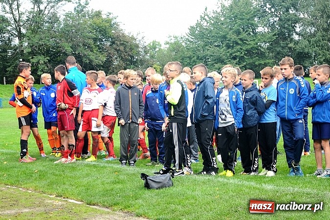 Zdjęcie w galerii na portalu naszraciborz.pl: I Turniej im. Zbigniewa Oszka za nami. Zwycięstwo piłkarzy z Częstochowy wiadomości z regionu