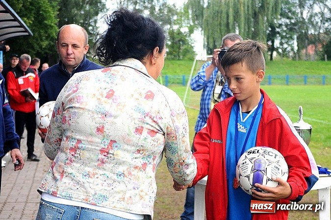 Zdjęcie w galerii na portalu naszraciborz.pl: I Turniej im. Zbigniewa Oszka za nami. Zwycięstwo piłkarzy z Częstochowy wiadomości z regionu