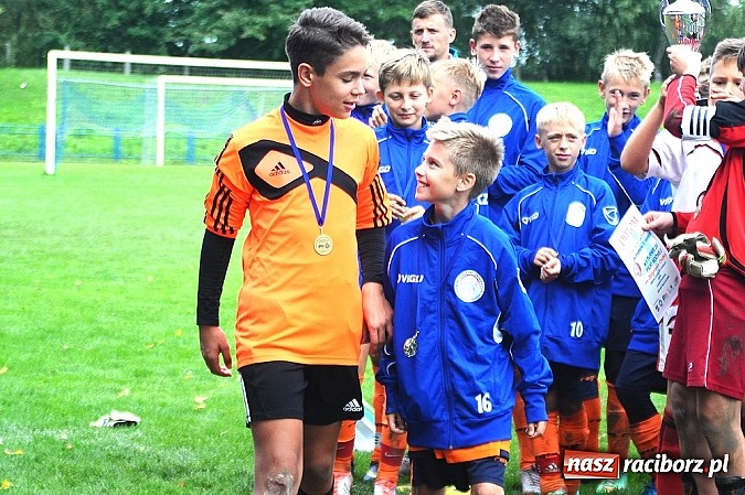Zdjęcie w galerii na portalu naszraciborz.pl: I Turniej im. Zbigniewa Oszka za nami. Zwycięstwo piłkarzy z Częstochowy wiadomości z regionu