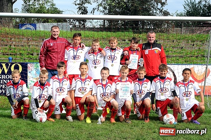 Zdjęcie w galerii na portalu naszraciborz.pl: I Turniej im. Zbigniewa Oszka za nami. Zwycięstwo piłkarzy z Częstochowy wiadomości z regionu