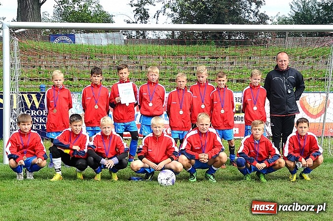 Zdjęcie w galerii na portalu naszraciborz.pl: I Turniej im. Zbigniewa Oszka za nami. Zwycięstwo piłkarzy z Częstochowy wiadomości z regionu