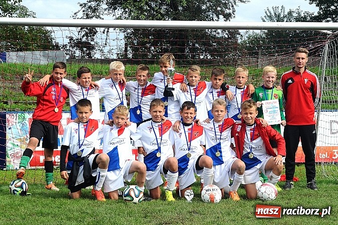 Zdjęcie w galerii na portalu naszraciborz.pl: I Turniej im. Zbigniewa Oszka za nami. Zwycięstwo piłkarzy z Częstochowy wiadomości z regionu