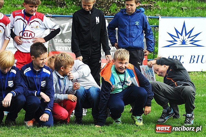 Zdjęcie w galerii na portalu naszraciborz.pl: I Turniej im. Zbigniewa Oszka za nami. Zwycięstwo piłkarzy z Częstochowy wiadomości z regionu