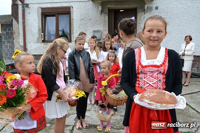Zdjęcie w galerii na portalu naszraciborz.pl: Dożynki 2014. Chleb dla każdego w Krzyżanowicach wiadomości z regionu