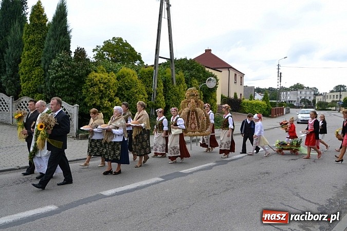 Zdjęcie w galerii na portalu naszraciborz.pl: Dożynki 2014. Chleb dla każdego w Krzyżanowicach wiadomości z regionu