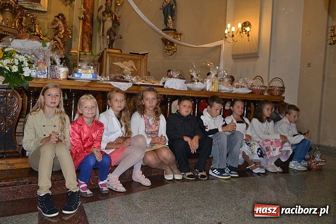 Zdjęcie w galerii na portalu naszraciborz.pl: Dożynki 2014. Chleb dla każdego w Krzyżanowicach wiadomości z regionu