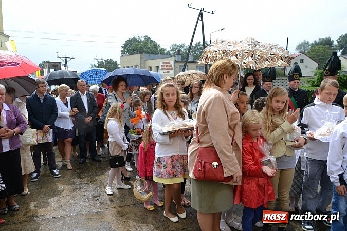 Zdjęcie w galerii na portalu naszraciborz.pl: Dożynki 2014. Chleb dla każdego w Krzyżanowicach wiadomości z regionu