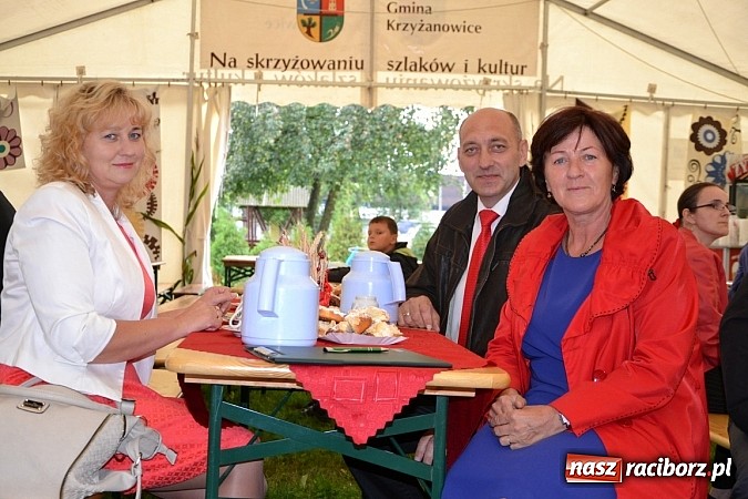 Zdjęcie w galerii na portalu naszraciborz.pl: Dożynki 2014. Chleb dla każdego w Krzyżanowicach wiadomości z regionu
