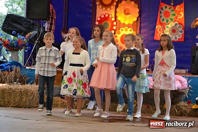 Zdjęcie w galerii na portalu naszraciborz.pl: Dożynki 2014. Chleb dla każdego w Krzyżanowicach wiadomości z regionu