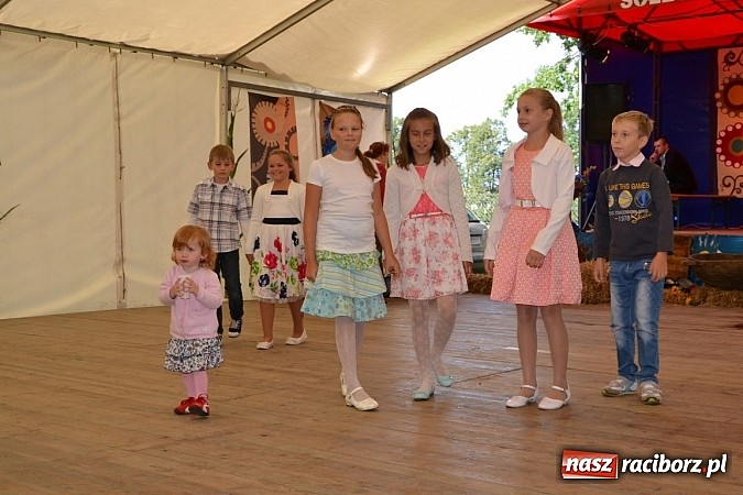 Zdjęcie w galerii na portalu naszraciborz.pl: Dożynki 2014. Chleb dla każdego w Krzyżanowicach wiadomości z regionu