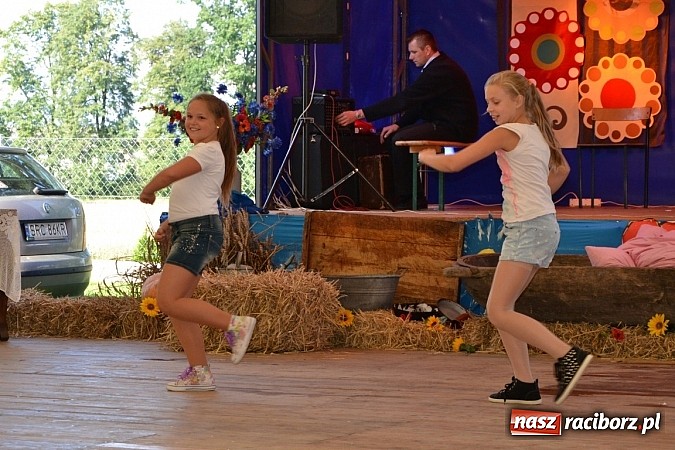 Zdjęcie w galerii na portalu naszraciborz.pl: Dożynki 2014. Chleb dla każdego w Krzyżanowicach wiadomości z regionu