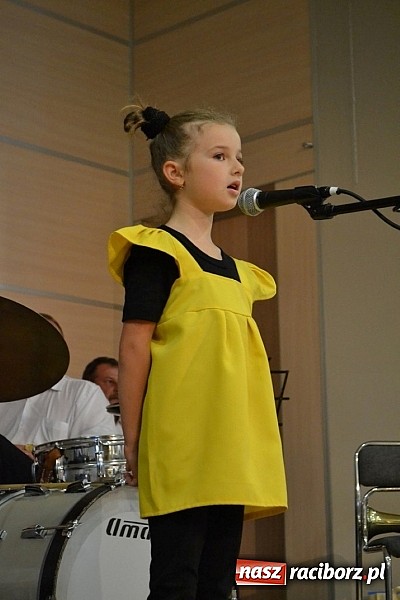 Zdjęcie w galerii na portalu naszraciborz.pl: Bawarczycy na festynie DFK w Tworkowie wiadomości z regionu