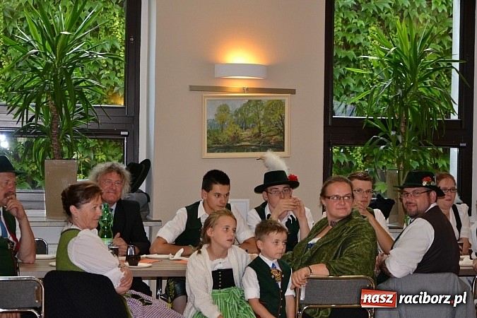 Zdjęcie w galerii na portalu naszraciborz.pl: Bawarczycy na festynie DFK w Tworkowie wiadomości z regionu