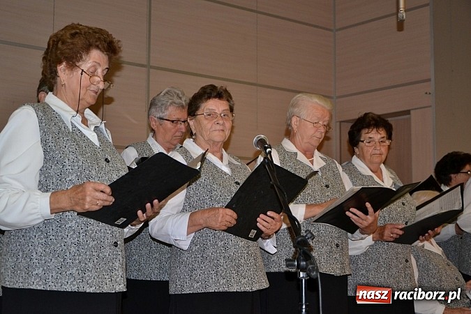 Zdjęcie w galerii na portalu naszraciborz.pl: Bawarczycy na festynie DFK w Tworkowie wiadomości z regionu