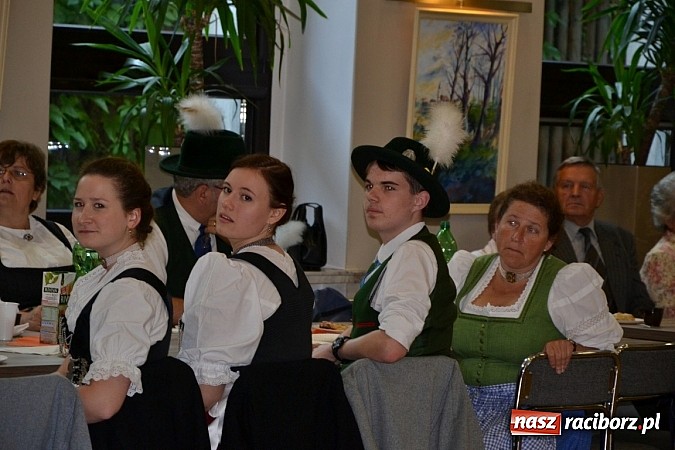 Zdjęcie w galerii na portalu naszraciborz.pl: Bawarczycy na festynie DFK w Tworkowie wiadomości z regionu