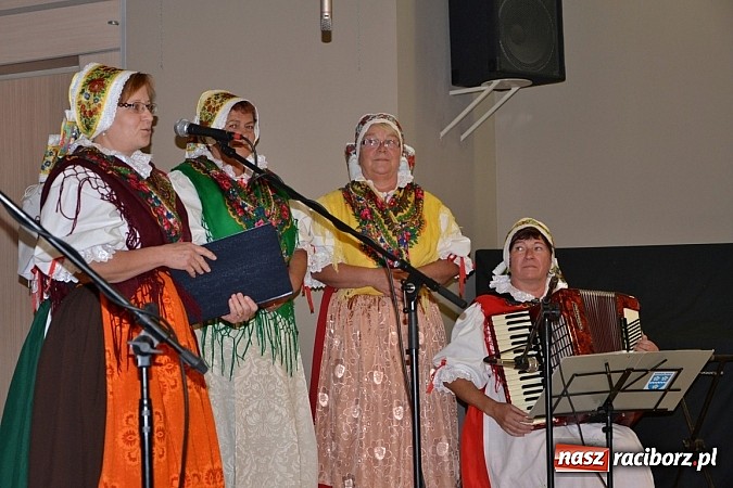 Zdjęcie w galerii na portalu naszraciborz.pl: Bawarczycy na festynie DFK w Tworkowie wiadomości z regionu
