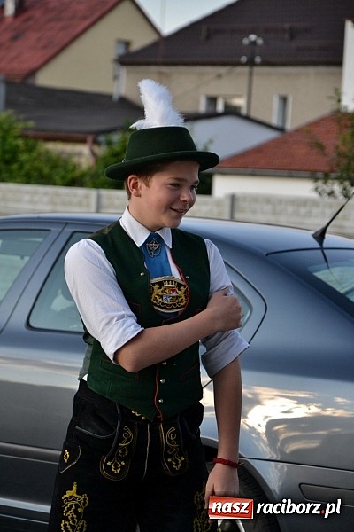 Zdjęcie w galerii na portalu naszraciborz.pl: Bawarczycy na festynie DFK w Tworkowie wiadomości z regionu