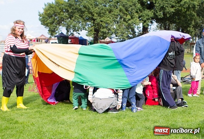 Zdjęcie w galerii na portalu naszraciborz.pl: Atrakcje drugiego dnia Memoriału 2014 wiadomości z regionu