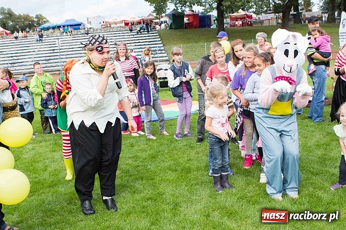 Zdjęcie w galerii na portalu naszraciborz.pl: Atrakcje drugiego dnia Memoriału 2014 wiadomości z regionu