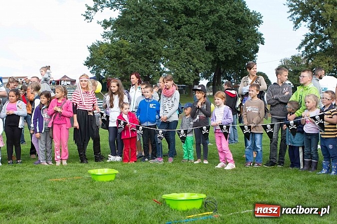 Zdjęcie w galerii na portalu naszraciborz.pl: Atrakcje drugiego dnia Memoriału 2014 wiadomości z regionu