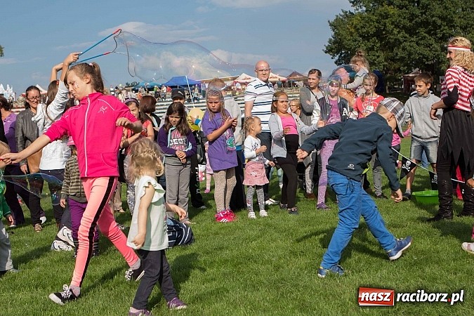 Zdjęcie w galerii na portalu naszraciborz.pl: Atrakcje drugiego dnia Memoriału 2014 wiadomości z regionu