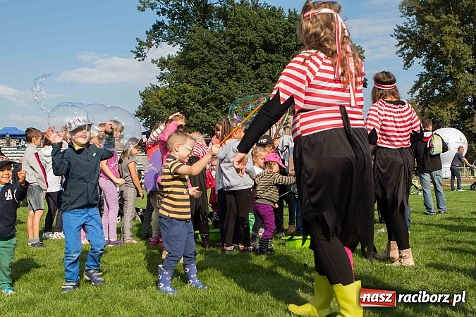 Zdjęcie w galerii na portalu naszraciborz.pl: Atrakcje drugiego dnia Memoriału 2014 wiadomości z regionu