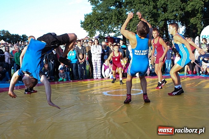 Zdjęcie w galerii na portalu naszraciborz.pl: Atrakcje drugiego dnia Memoriału 2014 wiadomości z regionu