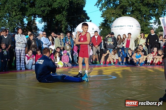 Zdjęcie w galerii na portalu naszraciborz.pl: Atrakcje drugiego dnia Memoriału 2014 wiadomości z regionu