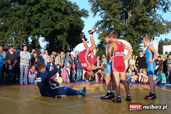 Zdjęcie w galerii na portalu naszraciborz.pl: Atrakcje drugiego dnia Memoriału 2014 wiadomości z regionu