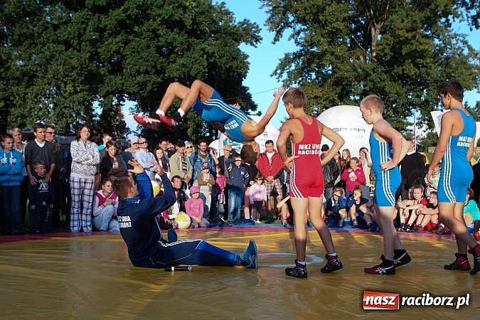 Zdjęcie w galerii na portalu naszraciborz.pl: Atrakcje drugiego dnia Memoriału 2014 wiadomości z regionu