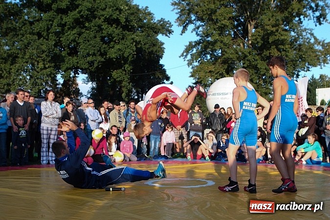 Zdjęcie w galerii na portalu naszraciborz.pl: Atrakcje drugiego dnia Memoriału 2014 wiadomości z regionu