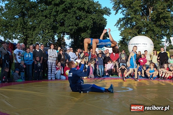 Zdjęcie w galerii na portalu naszraciborz.pl: Atrakcje drugiego dnia Memoriału 2014 wiadomości z regionu