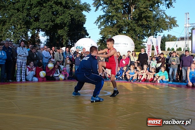Zdjęcie w galerii na portalu naszraciborz.pl: Atrakcje drugiego dnia Memoriału 2014 wiadomości z regionu