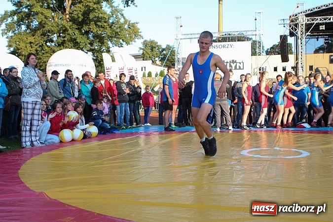 Zdjęcie w galerii na portalu naszraciborz.pl: Atrakcje drugiego dnia Memoriału 2014 wiadomości z regionu