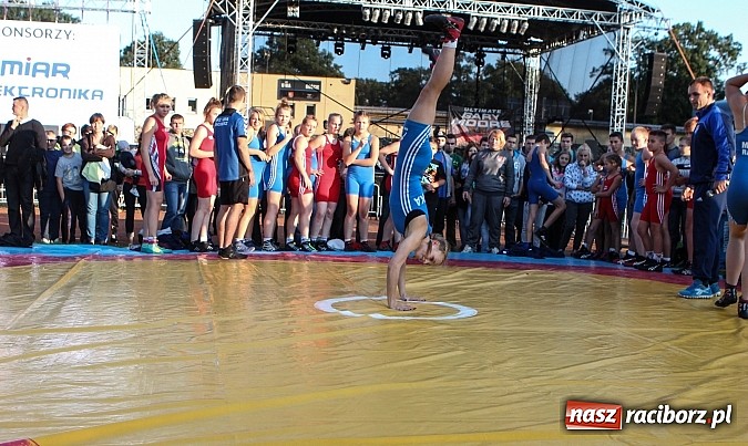 Zdjęcie w galerii na portalu naszraciborz.pl: Atrakcje drugiego dnia Memoriału 2014 wiadomości z regionu