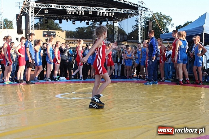 Zdjęcie w galerii na portalu naszraciborz.pl: Atrakcje drugiego dnia Memoriału 2014 wiadomości z regionu