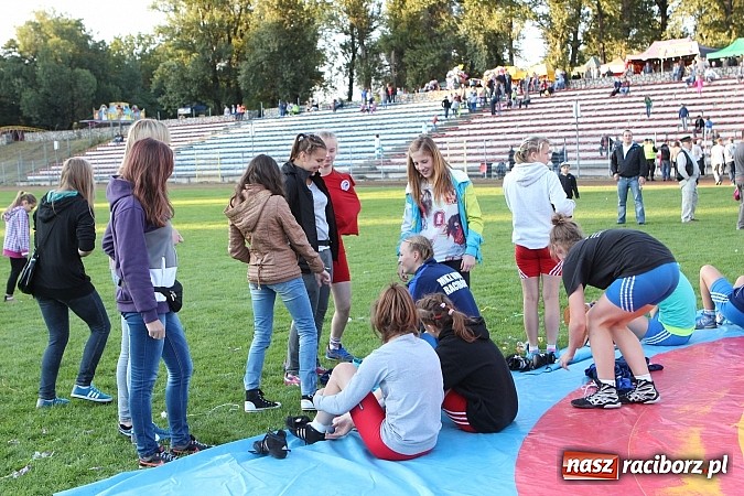 Zdjęcie w galerii na portalu naszraciborz.pl: Atrakcje drugiego dnia Memoriału 2014 wiadomości z regionu