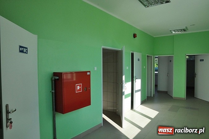 Zdjęcie w galerii na portalu naszraciborz.pl: Siatkarki UKS Krzanowice od dziś testują nową halę sportową. Zobacz jak wygląda wiadomości z regionu