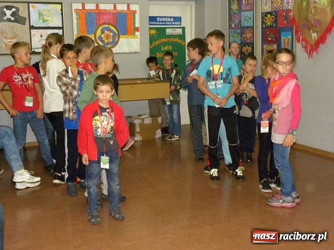 Zdjęcie w galerii na portalu naszraciborz.pl: W krainie zielonego złota, czyli kolejna podróż z biblioteką wiadomości z regionu