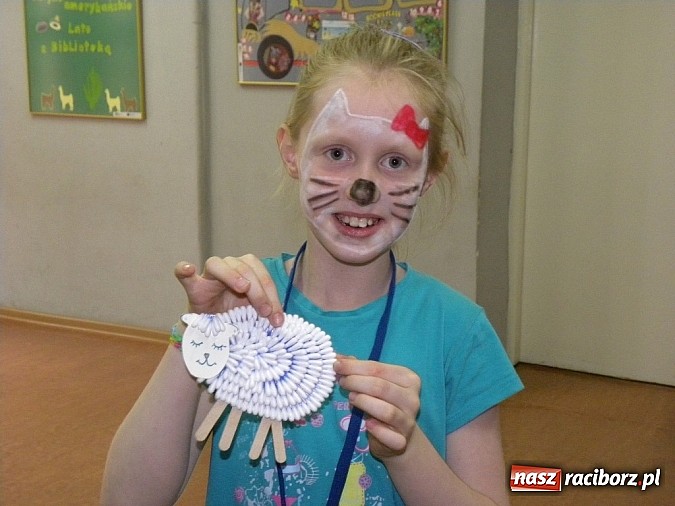 Zdjęcie w galerii na portalu naszraciborz.pl: W krainie zielonego złota, czyli kolejna podróż z biblioteką wiadomości z regionu