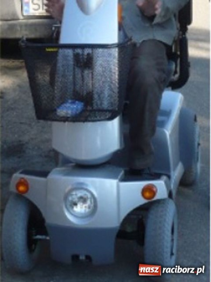 Zdjęcie w galerii na portalu naszraciborz.pl: Złodzieje bez serca! Apel o pomoc wiadomości z regionu